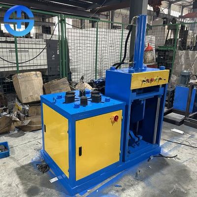 4.5kw δύναμη 250mm μηχανή ανακύκλωσης στατών μηχανών απορρίματος 30 - 50 Pieces/H 250 χιλ.