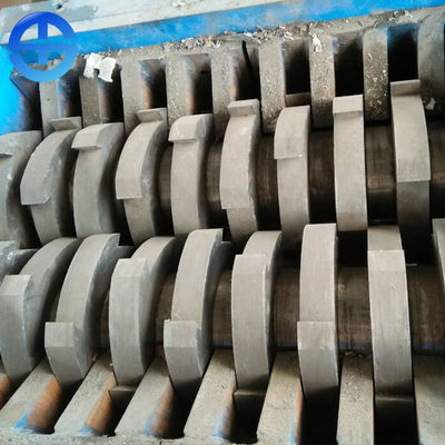 Βαρέων καθηκόντων συντετριμμένη μηχανή μετάλλων μηχανών καταστροφέων εγγράφων 2 άξονων 45 KW * δύναμης 2