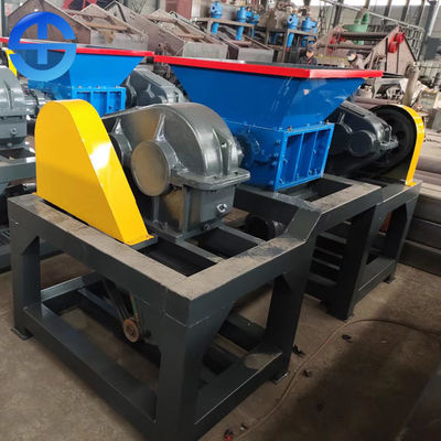 Q235 διπλός καταστροφέας εγγράφων άξονων μηχανών ανακύκλωσης παλιοσίδερου χάλυβα 2*11kw