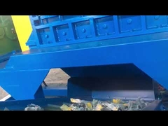 Μηχανή καταστροφής βαρέως τύπου 2 αξόνων, μηχανή σύνθλιψης μετάλλων, 45 Kw * 2 Ισχύς